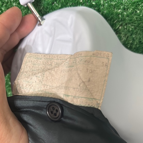 Valentino Black Sport Coat Timeless Elegance - Picture 7 of 7